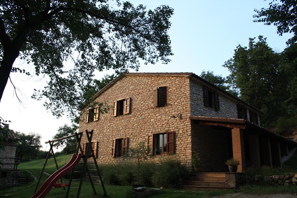 Agriturismo Valdifiori Sassoferrato Exteriér fotografie